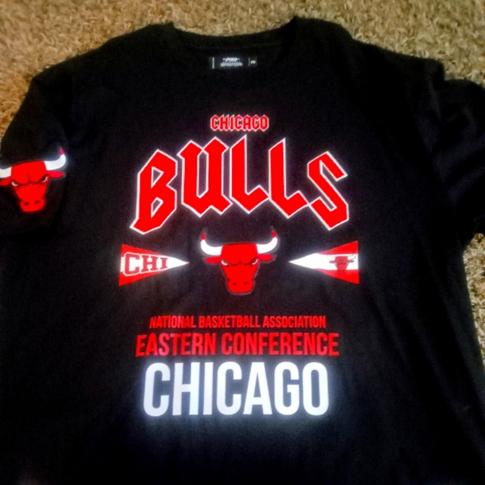 Chicago Bulls tee shirt